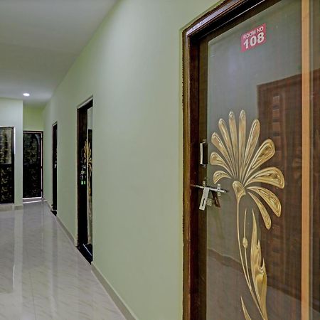 Spot On Hotel Leo Star Chandrapur Экстерьер фото