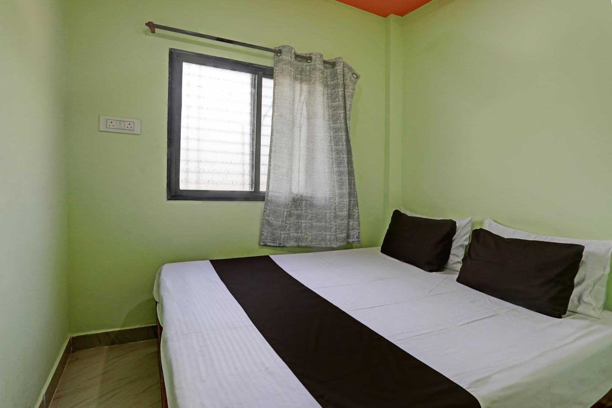 Spot On Hotel Leo Star Chandrapur Экстерьер фото