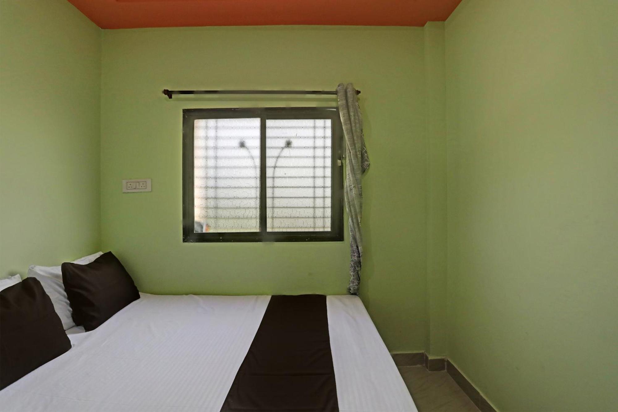 Spot On Hotel Leo Star Chandrapur Экстерьер фото