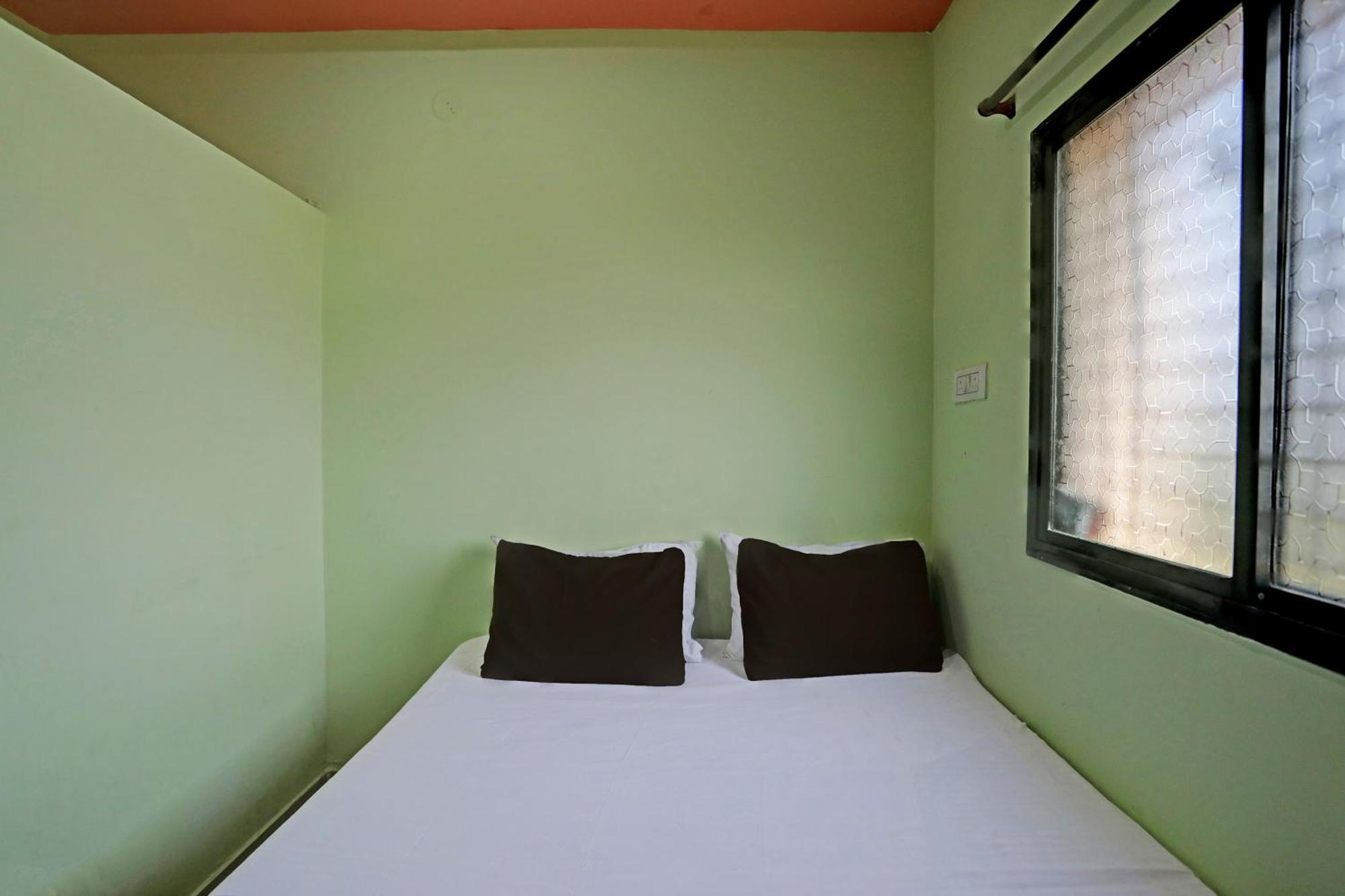 Spot On Hotel Leo Star Chandrapur Экстерьер фото