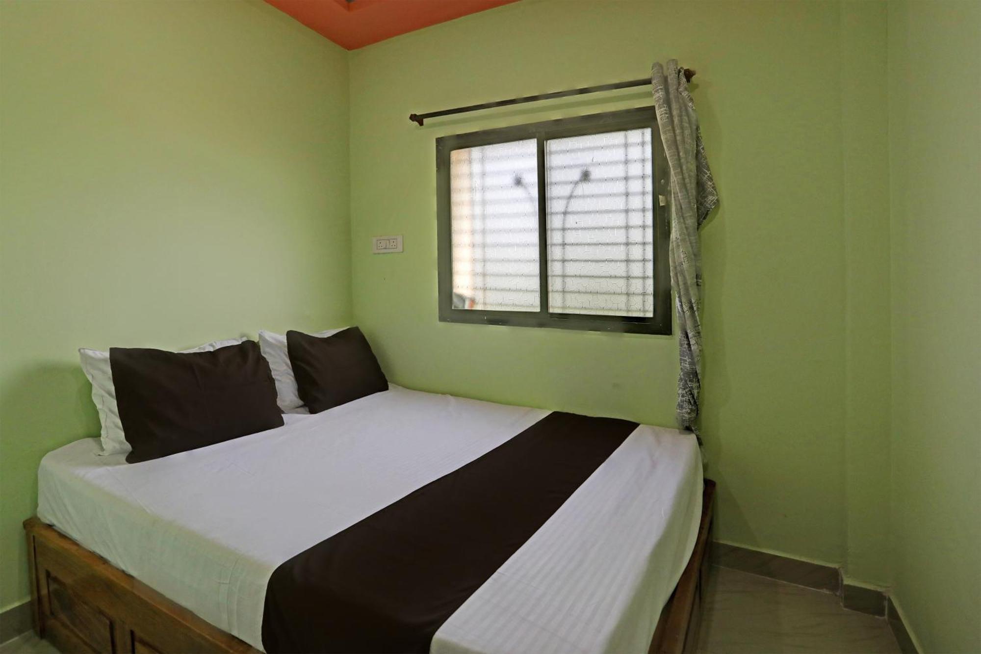 Spot On Hotel Leo Star Chandrapur Экстерьер фото