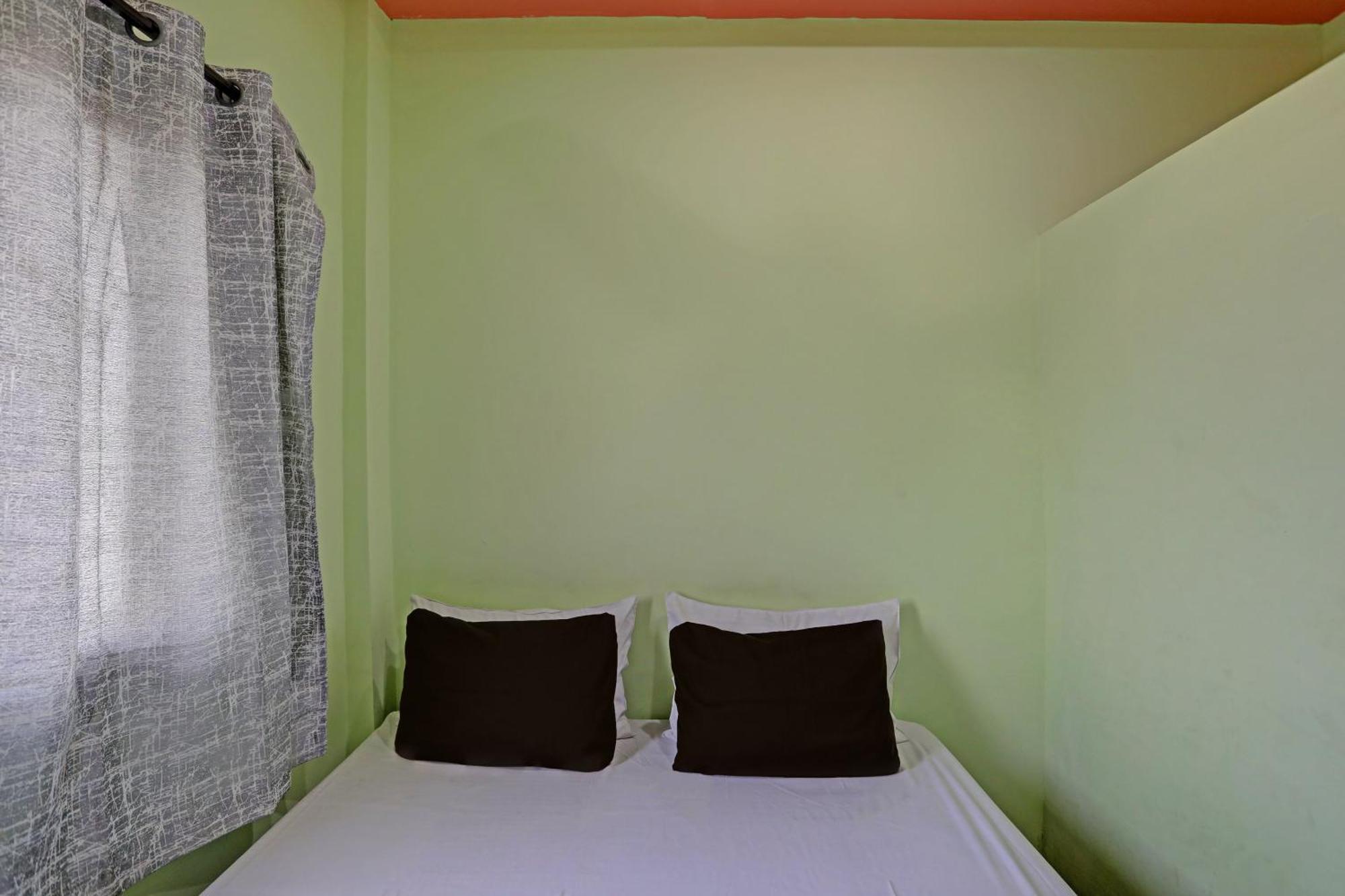Spot On Hotel Leo Star Chandrapur Экстерьер фото