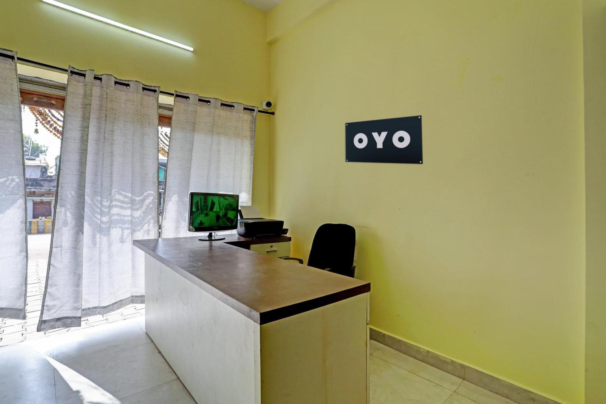 Spot On Hotel Leo Star Chandrapur Экстерьер фото